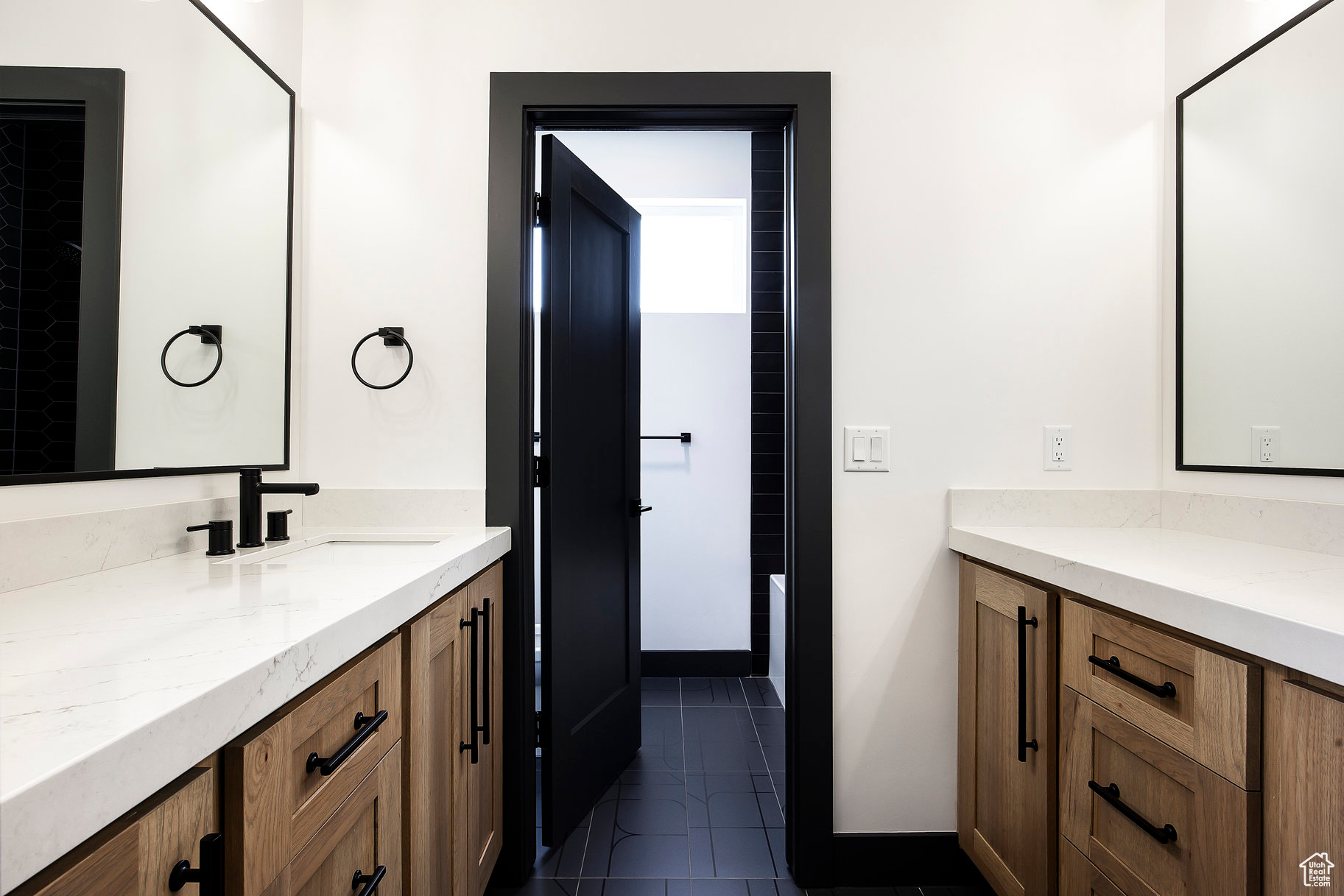 4876 W Step Rock Ln, Herriman, Utah image 33
