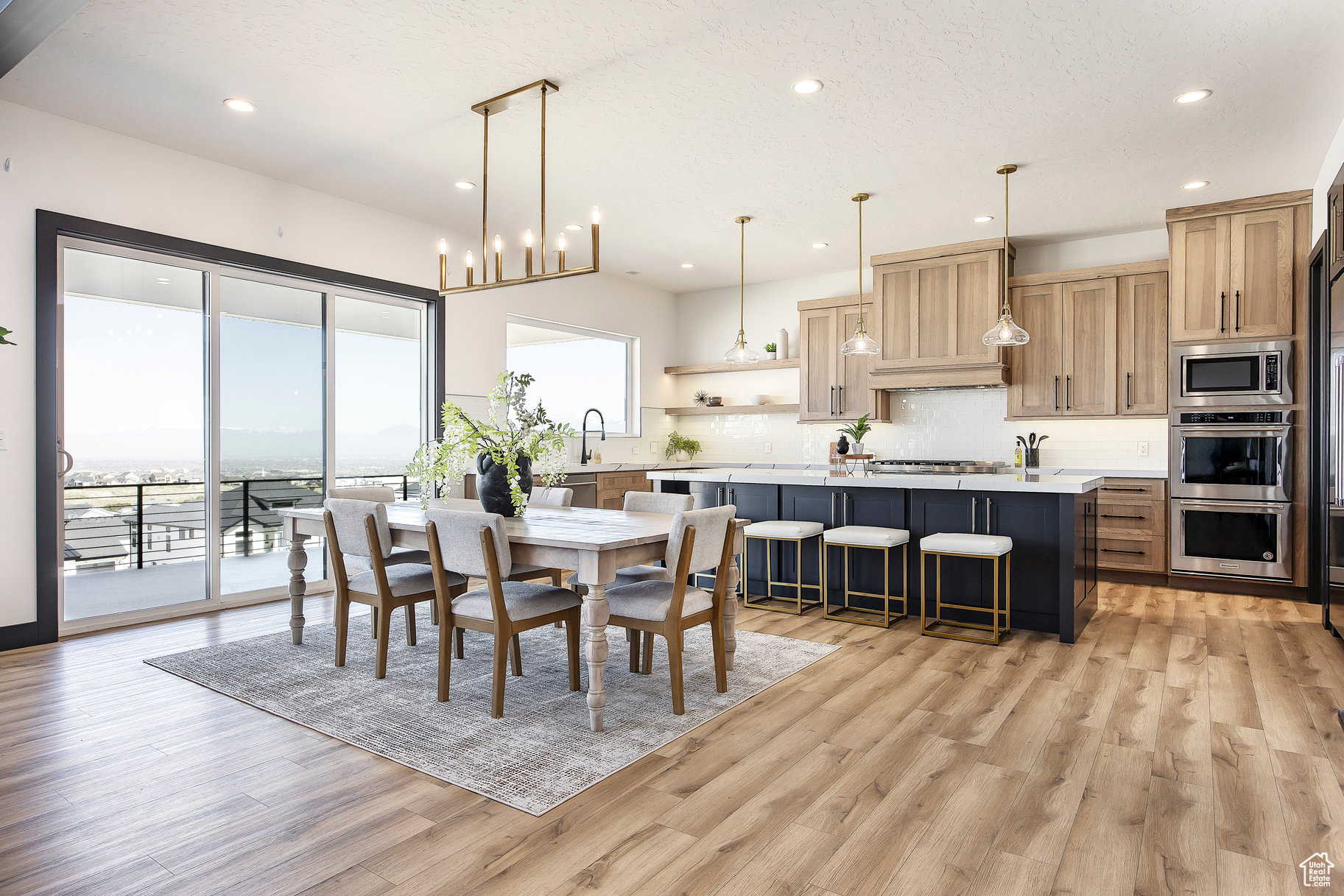4876 W Step Rock Ln, Herriman, Utah image 3