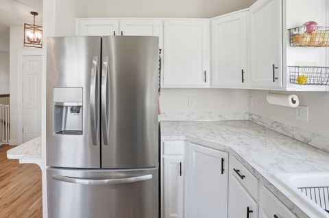 Tiny photo for 1328 N QUINCY AVE E, Ogden, UT 84401 (MLS # 2126449)