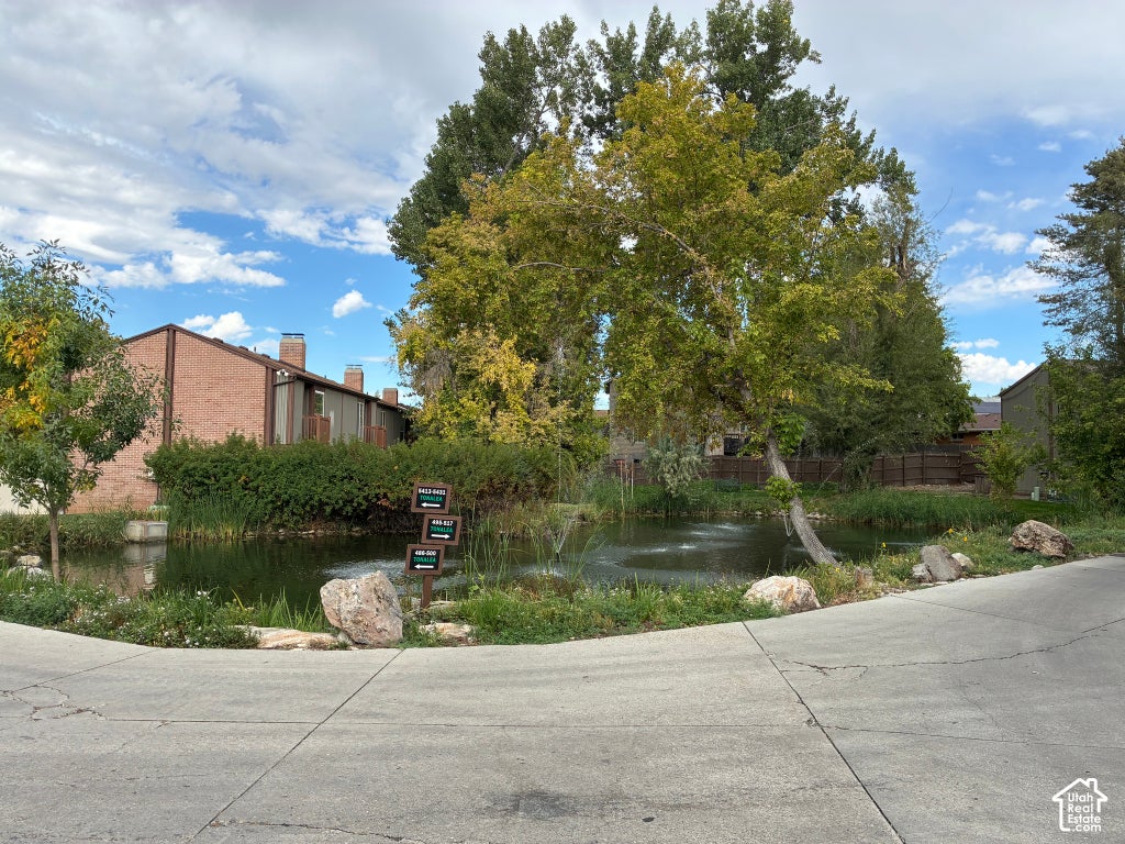 Photo of 5450 S WILLOW LN #APT D, Murray, UT 84107 (MLS # 2189773)