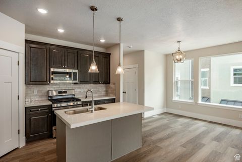 Tiny photo for 2748 E 1060 S, Spanish Fork, UT 84660 (MLS # 2114412)