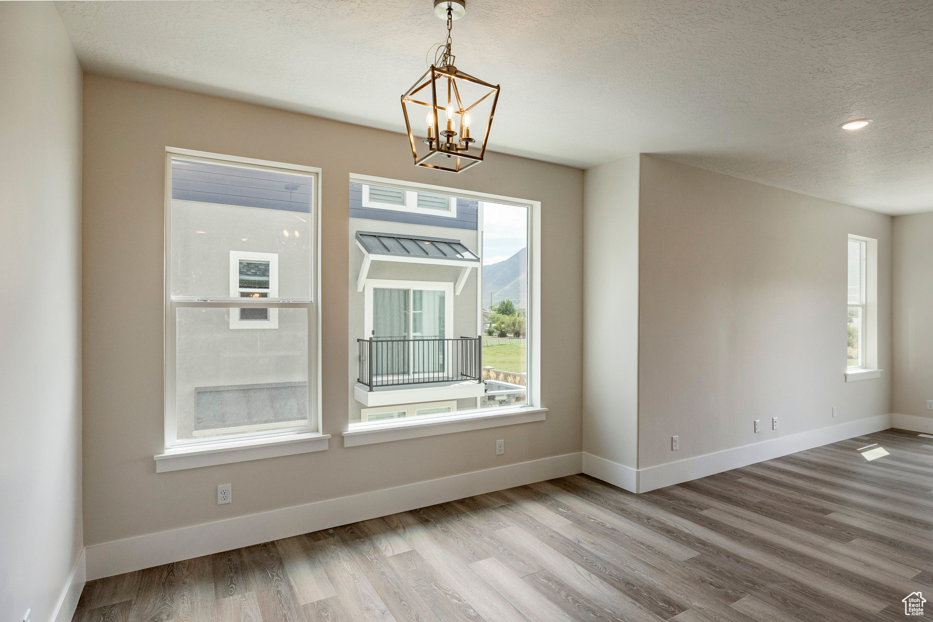 RIDGE - Residential