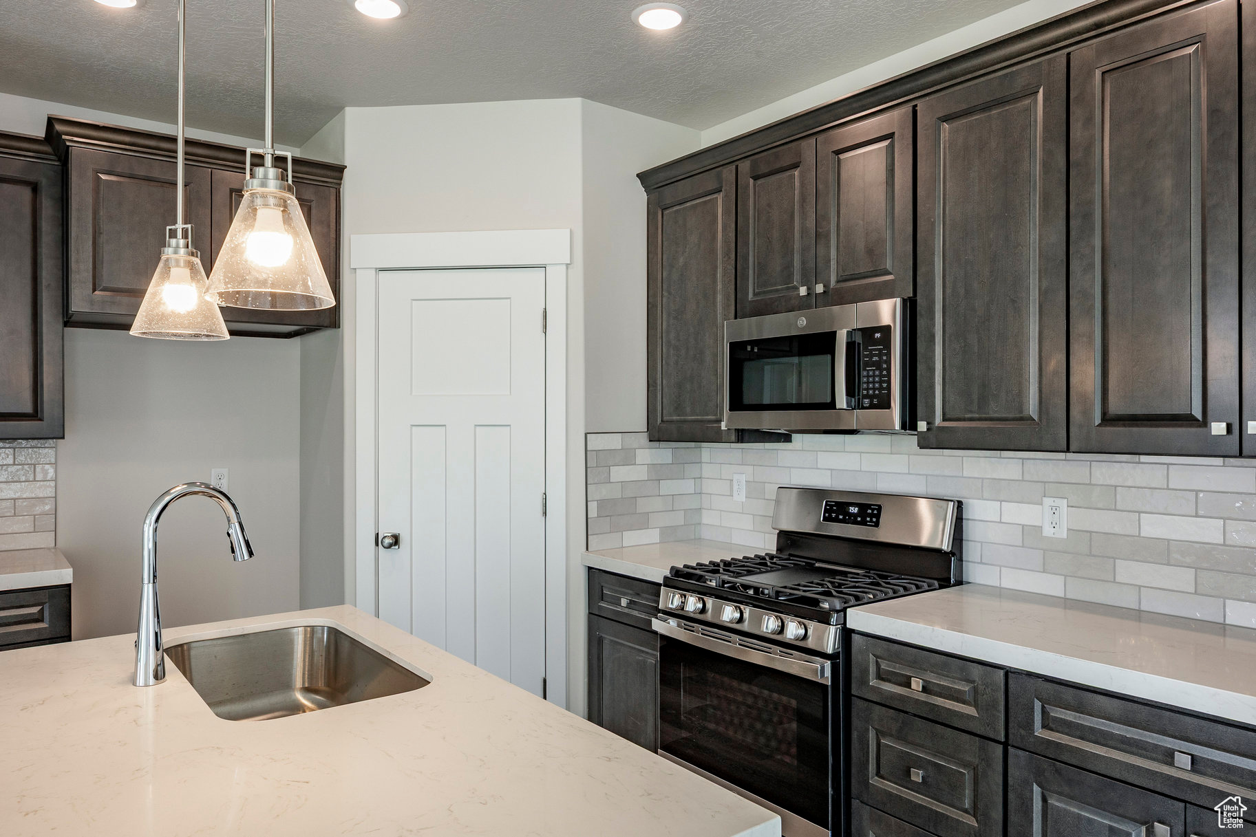 RIDGE - Residential
