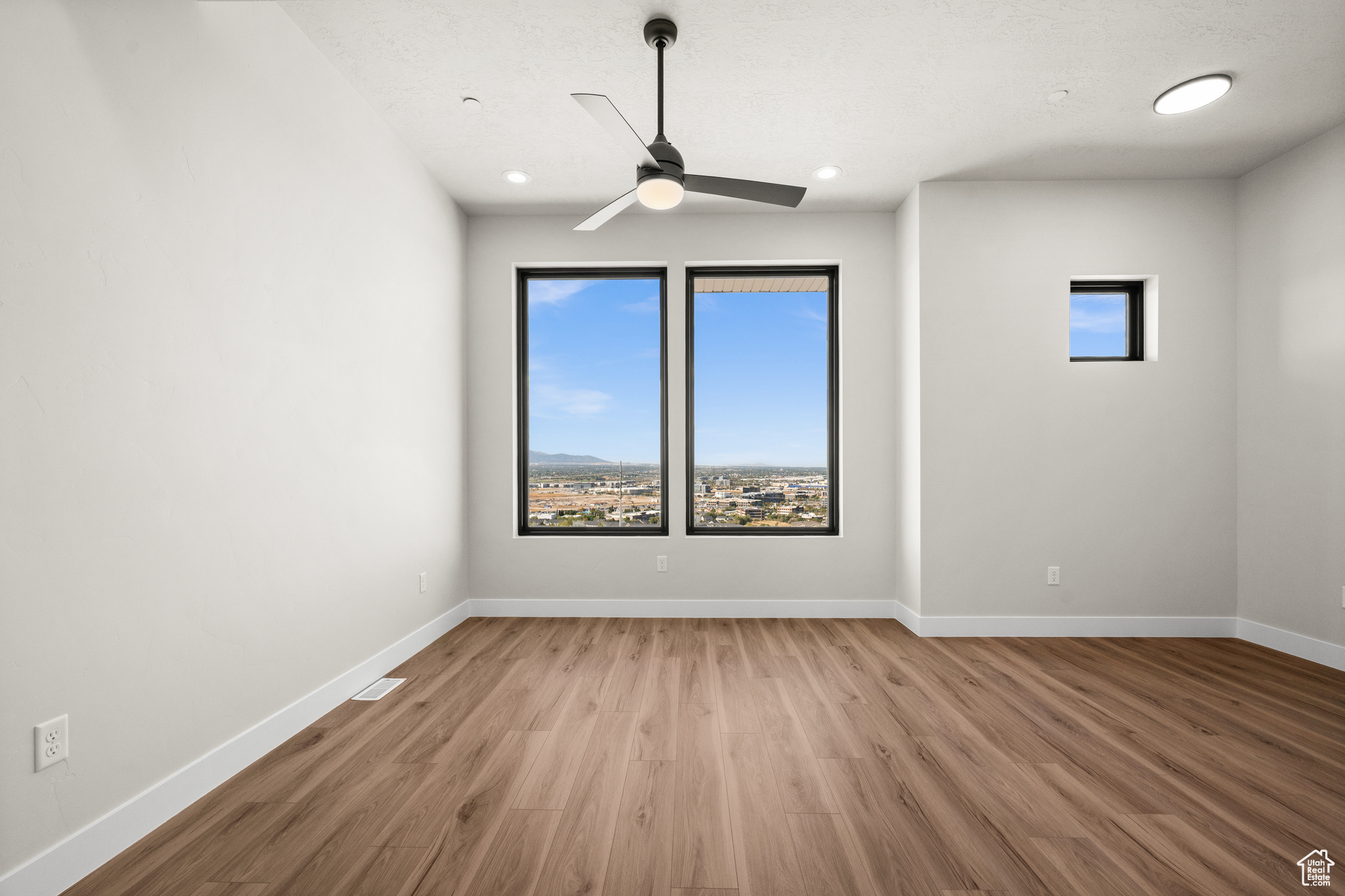 STERLING HEIGHTS - Residential