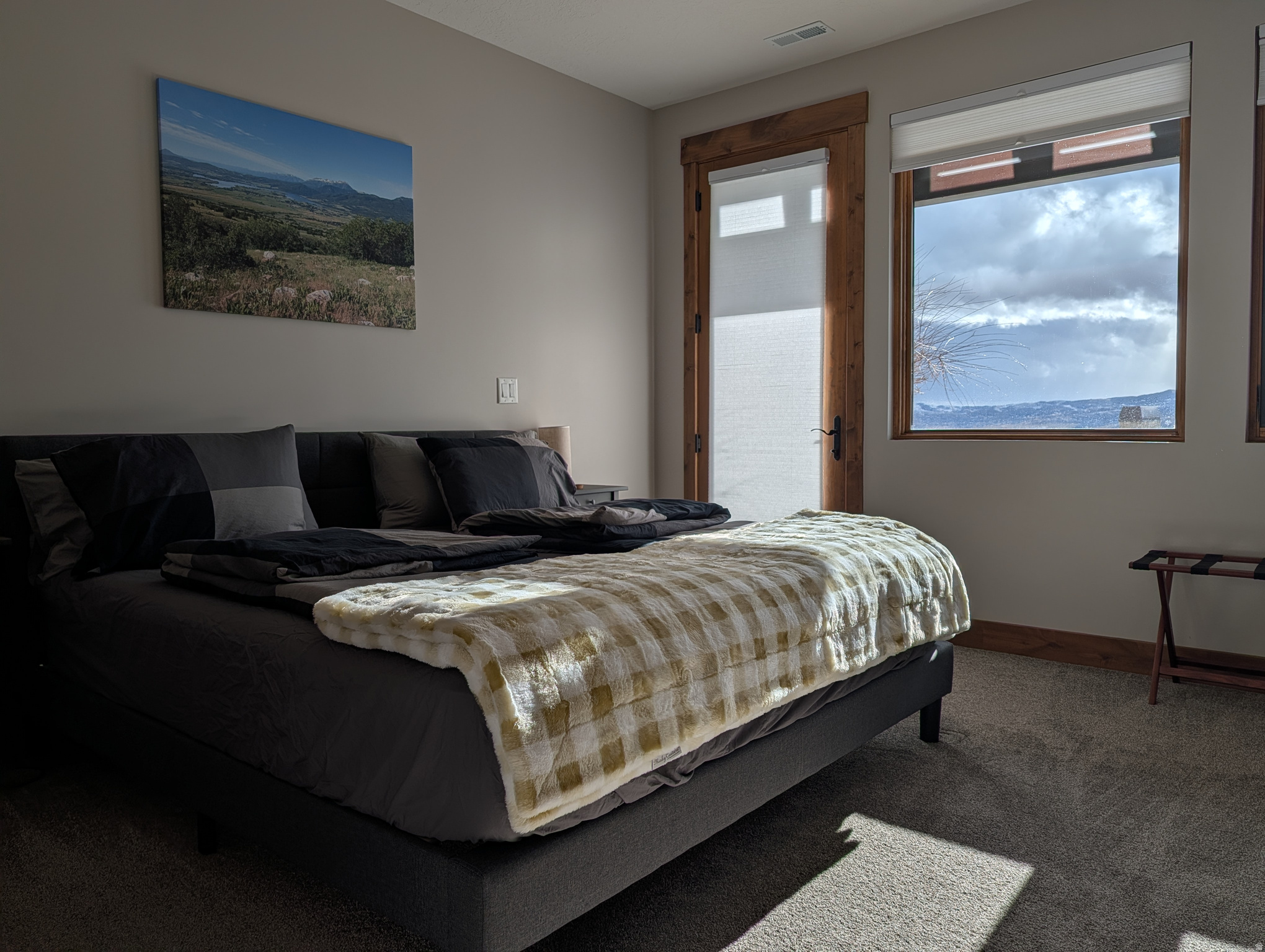 THE RIDGE TOWNHOMES - Residential