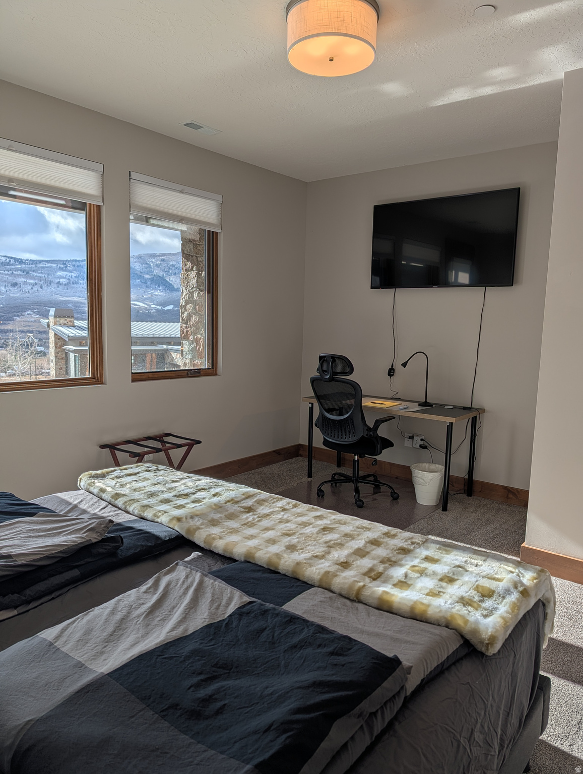 THE RIDGE TOWNHOMES - Residential