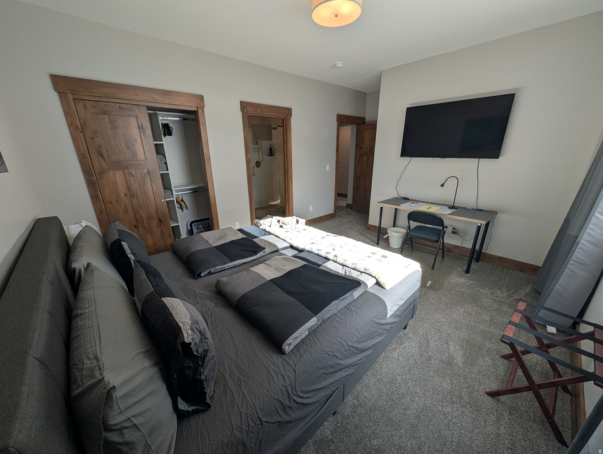 THE RIDGE TOWNHOMES - Residential