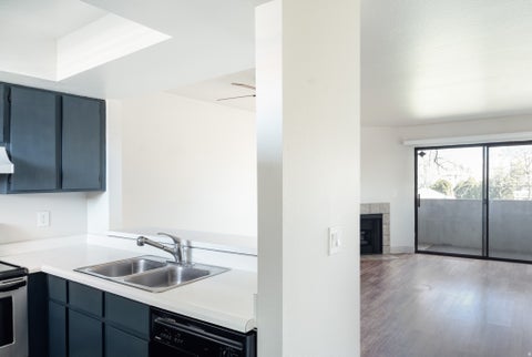 Condo For Sale - 925 E Creekhill Ln #11<br/> Midvale, UT 84047