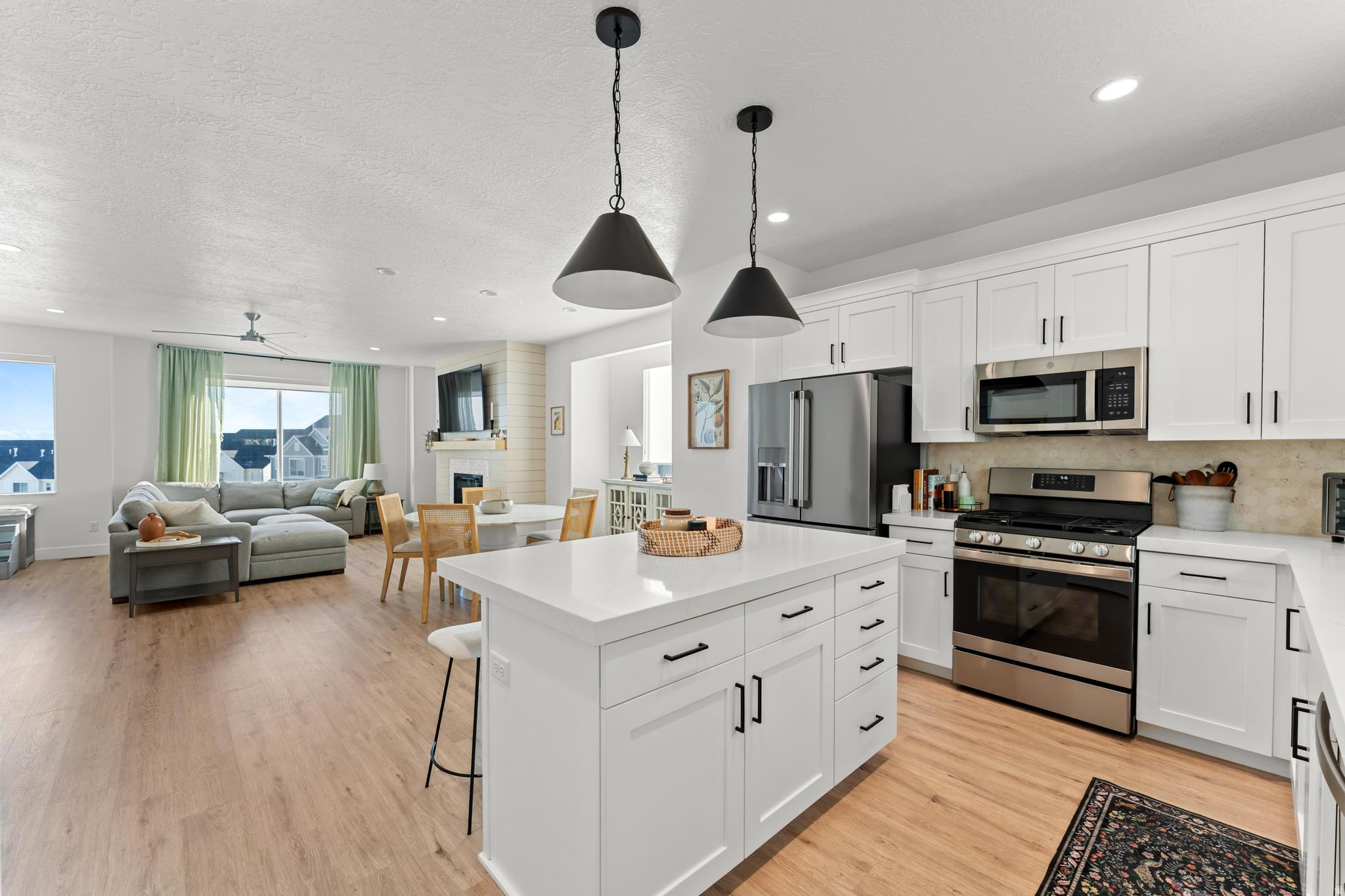 RIDGEVIEW - Residential