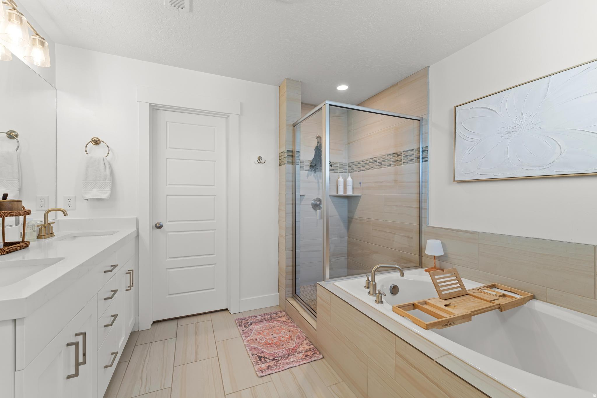 RIDGEVIEW - Residential