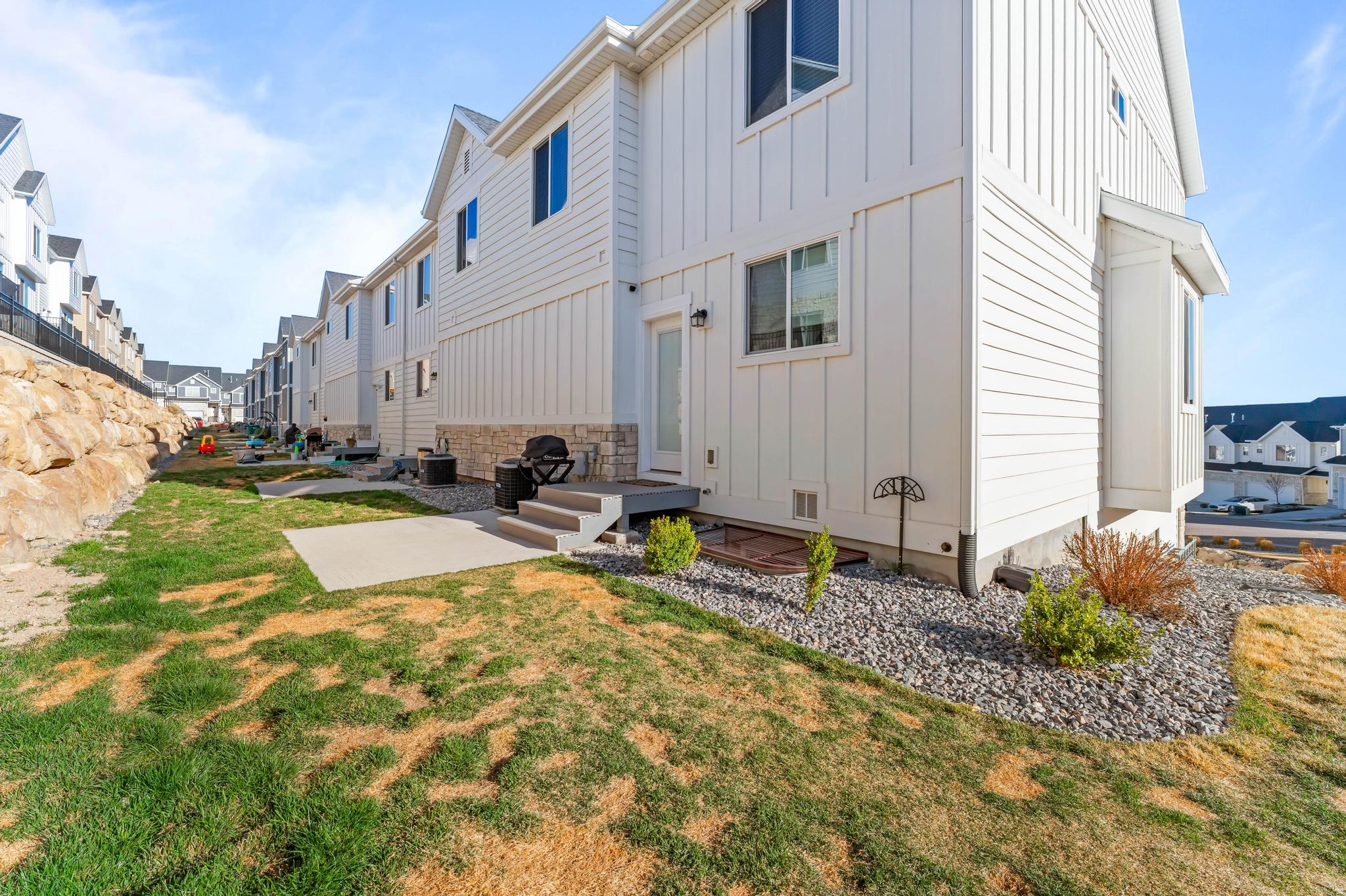 RIDGEVIEW - Residential