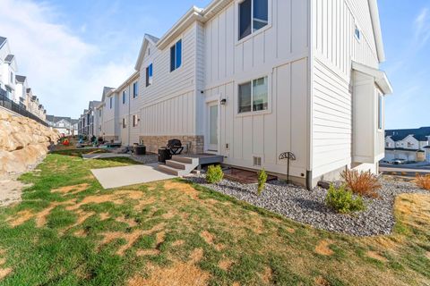 Tiny photo for 1022 W SHADOW BROOK LN, Lehi, UT 84048 (MLS # 2147461)