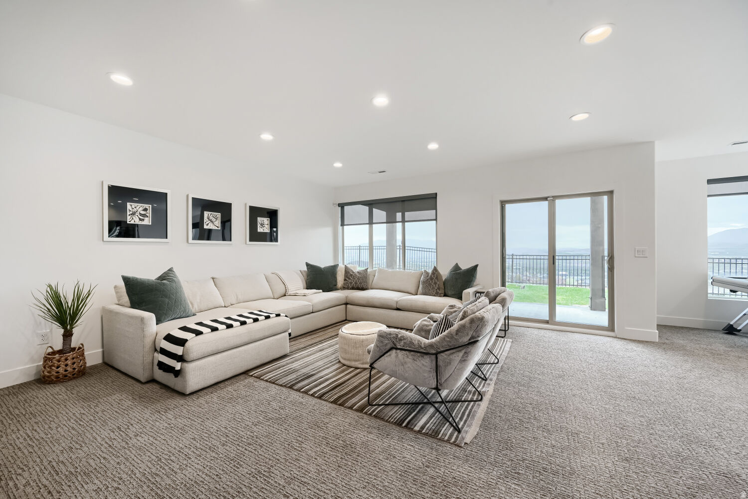 EAGLE SUMMIT PHASE 1 - Residential