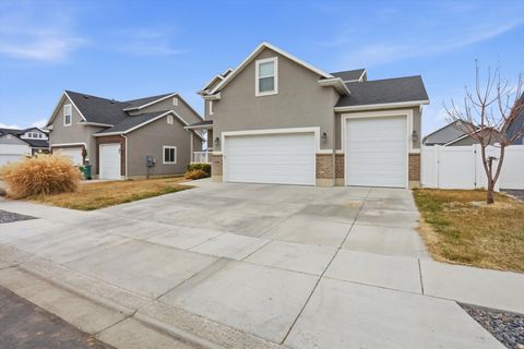 Tiny photo for 2142 W 3100 S, West Haven, UT 84401 (MLS # 2140065)