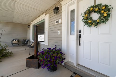 Tiny photo for 4491 N 3000 W, Roosevelt, UT 84066 (MLS # 2146810)