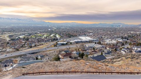 Tiny photo for 2438 S CANNON POINT DR #9, Salt Lake City, UT 84109 (MLS # 2121088)