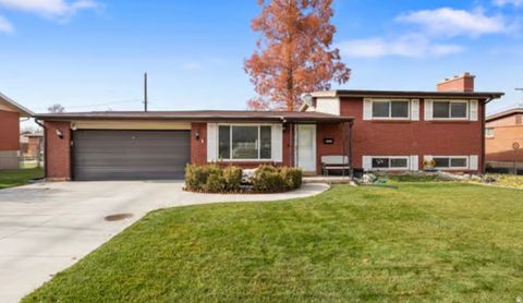 Photo of 1503 N 300 W, Bountiful, UT 84010 (MLS # 2124470)