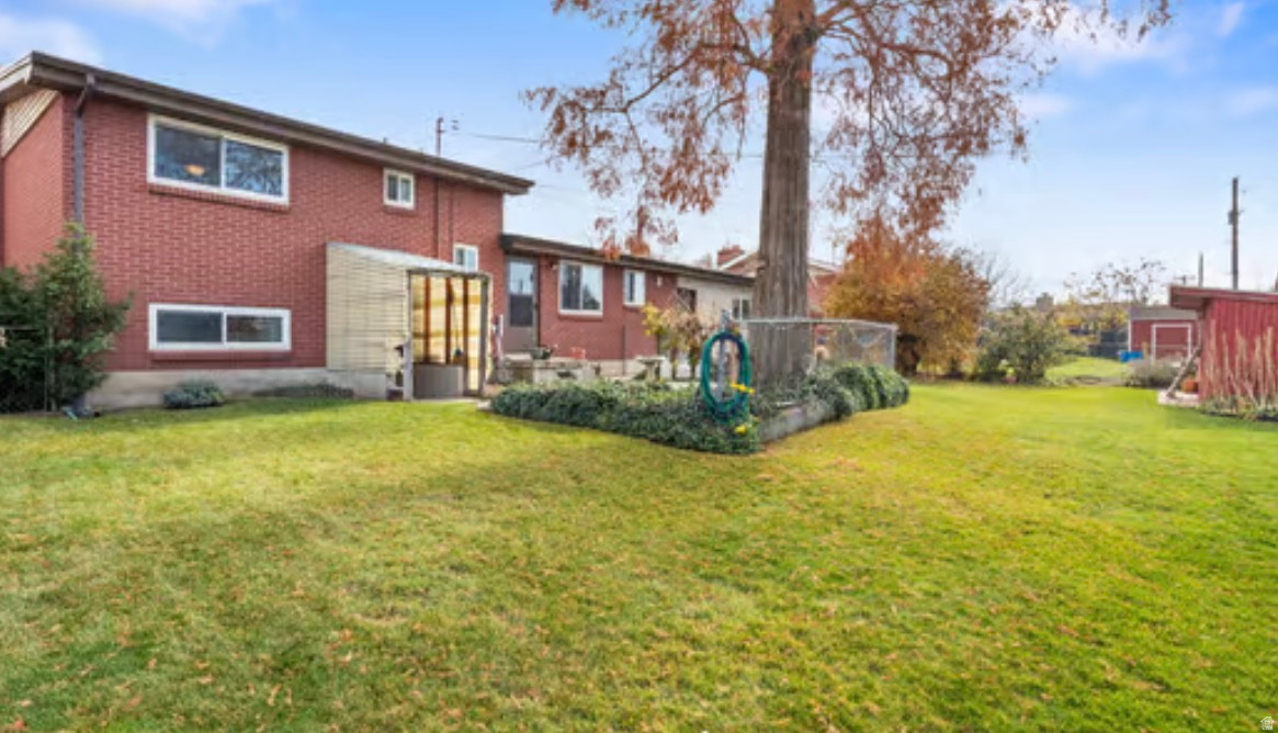 GOLD SUBDIVISION - Residential