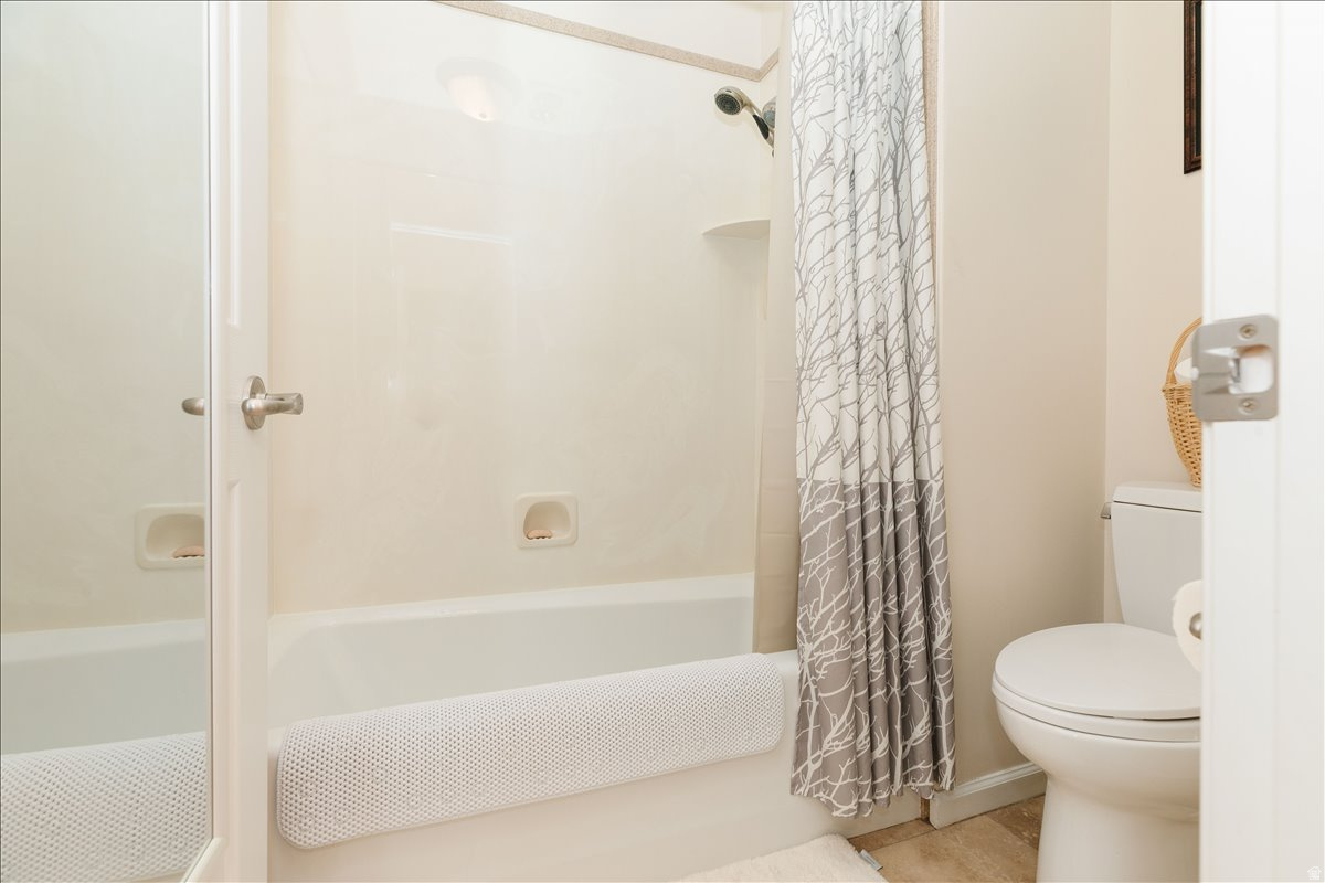 SHADOW BLUFF ESTATES - Residential