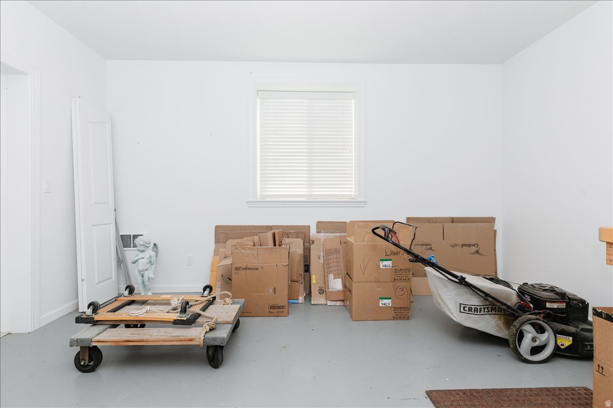 SHADOW BLUFF ESTATES - Residential