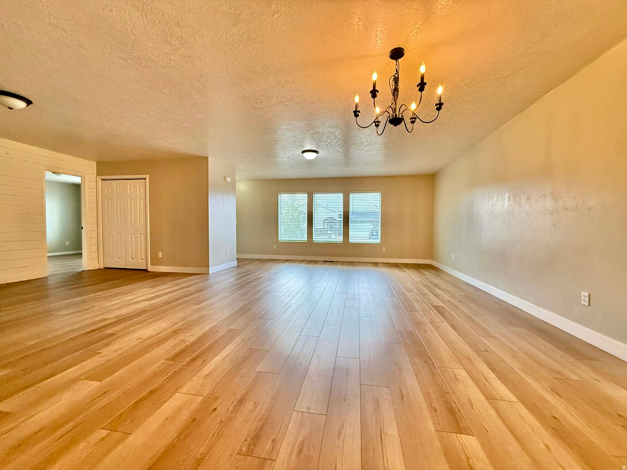 MAESER MEADOWS - Residential