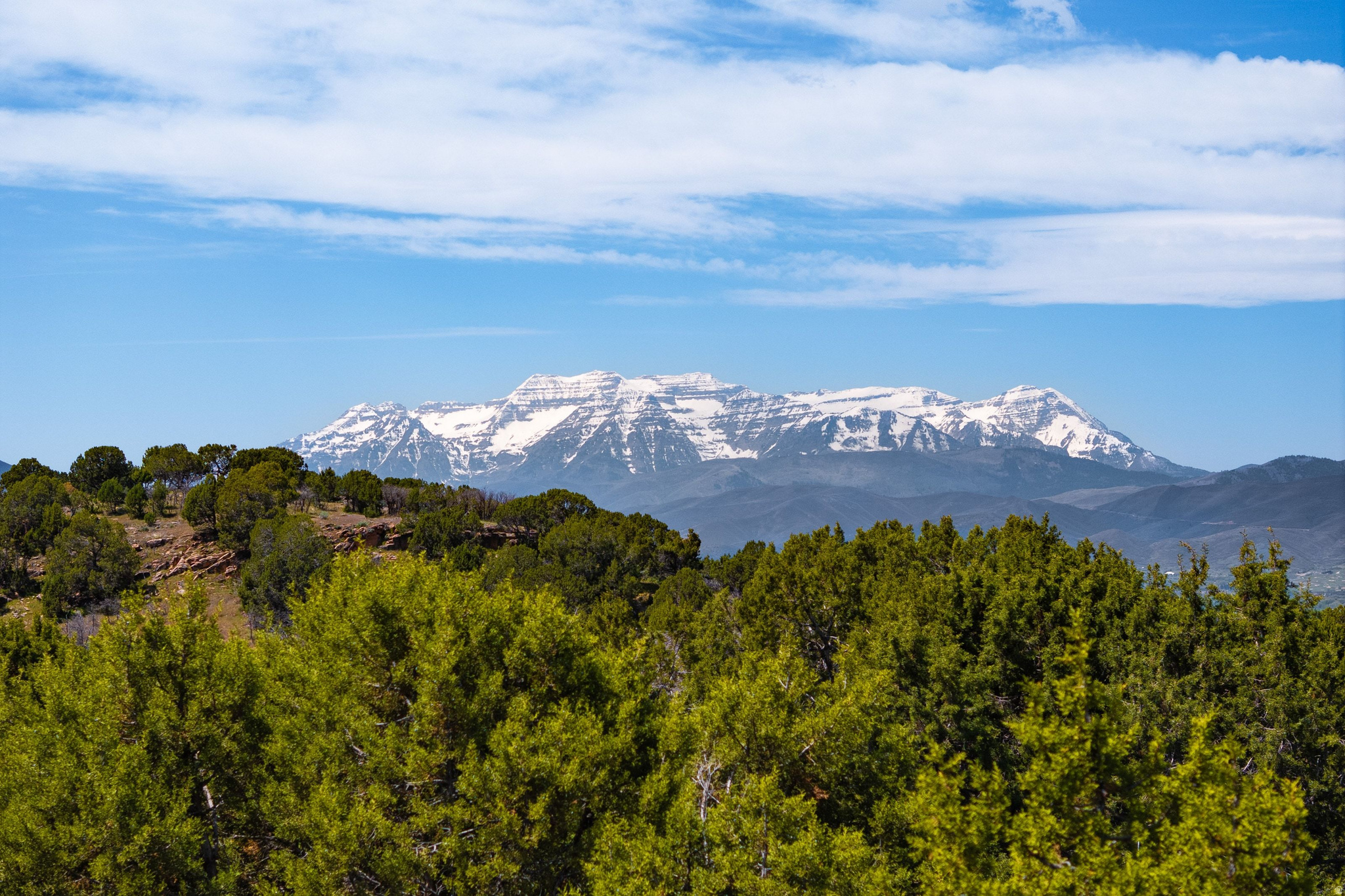 RED LEDGES - Land