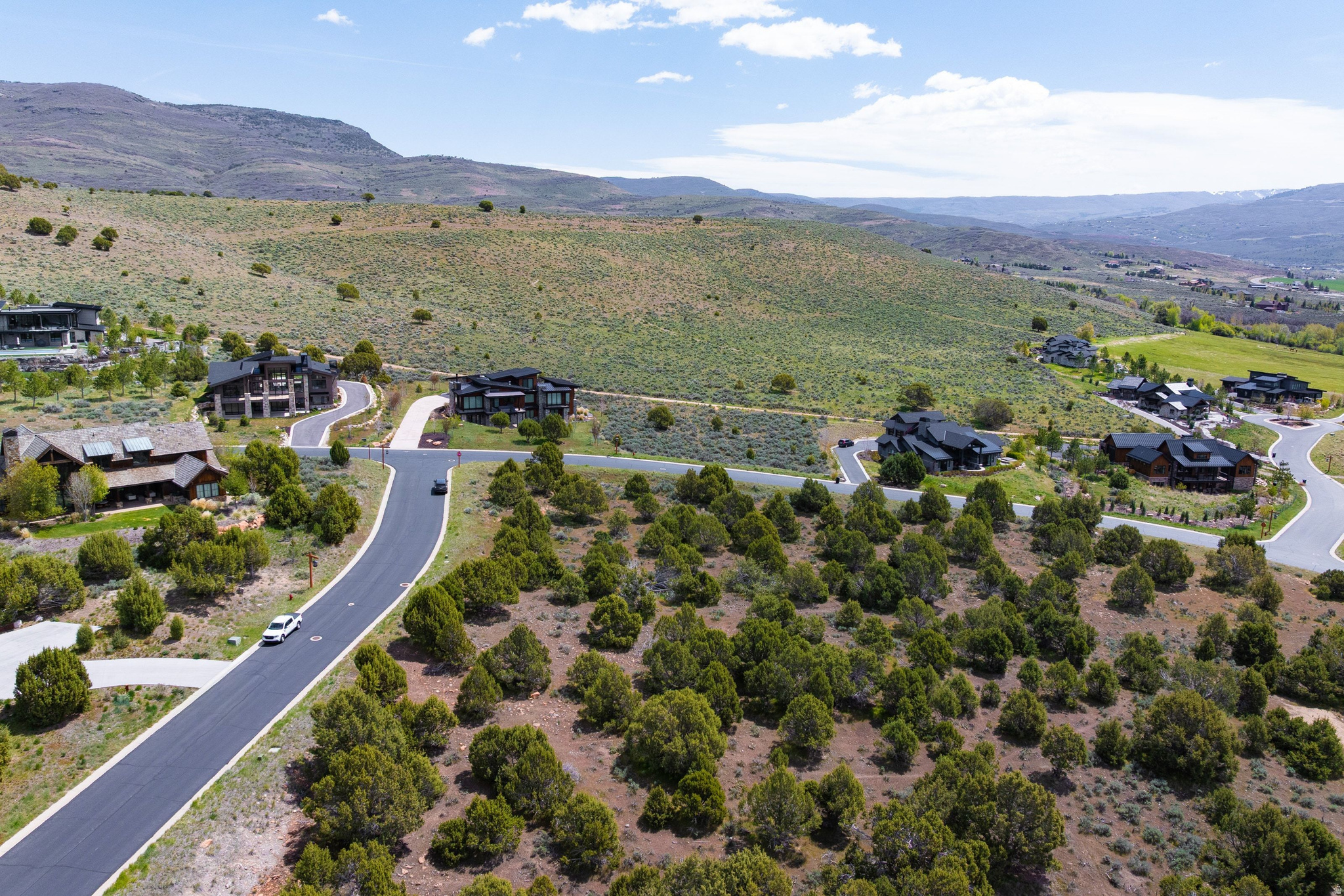 RED LEDGES - Land