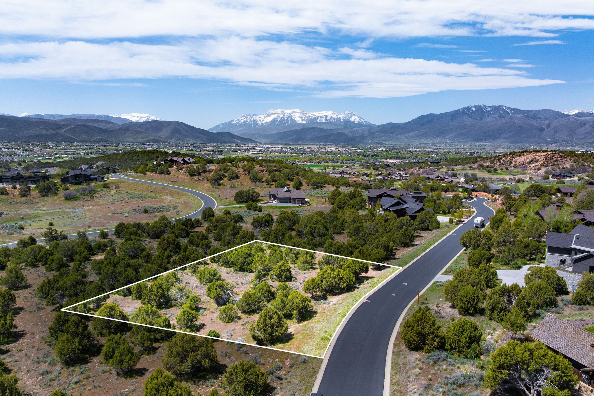 RED LEDGES - Land