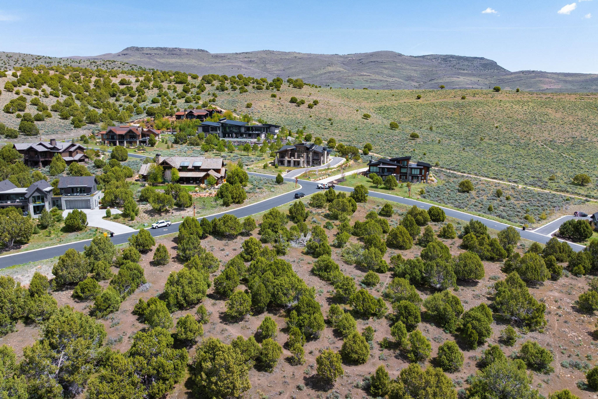 RED LEDGES - Land