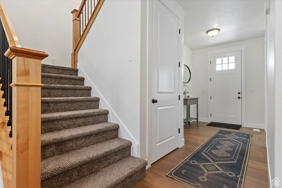 SEASONS ESTATES - Residential