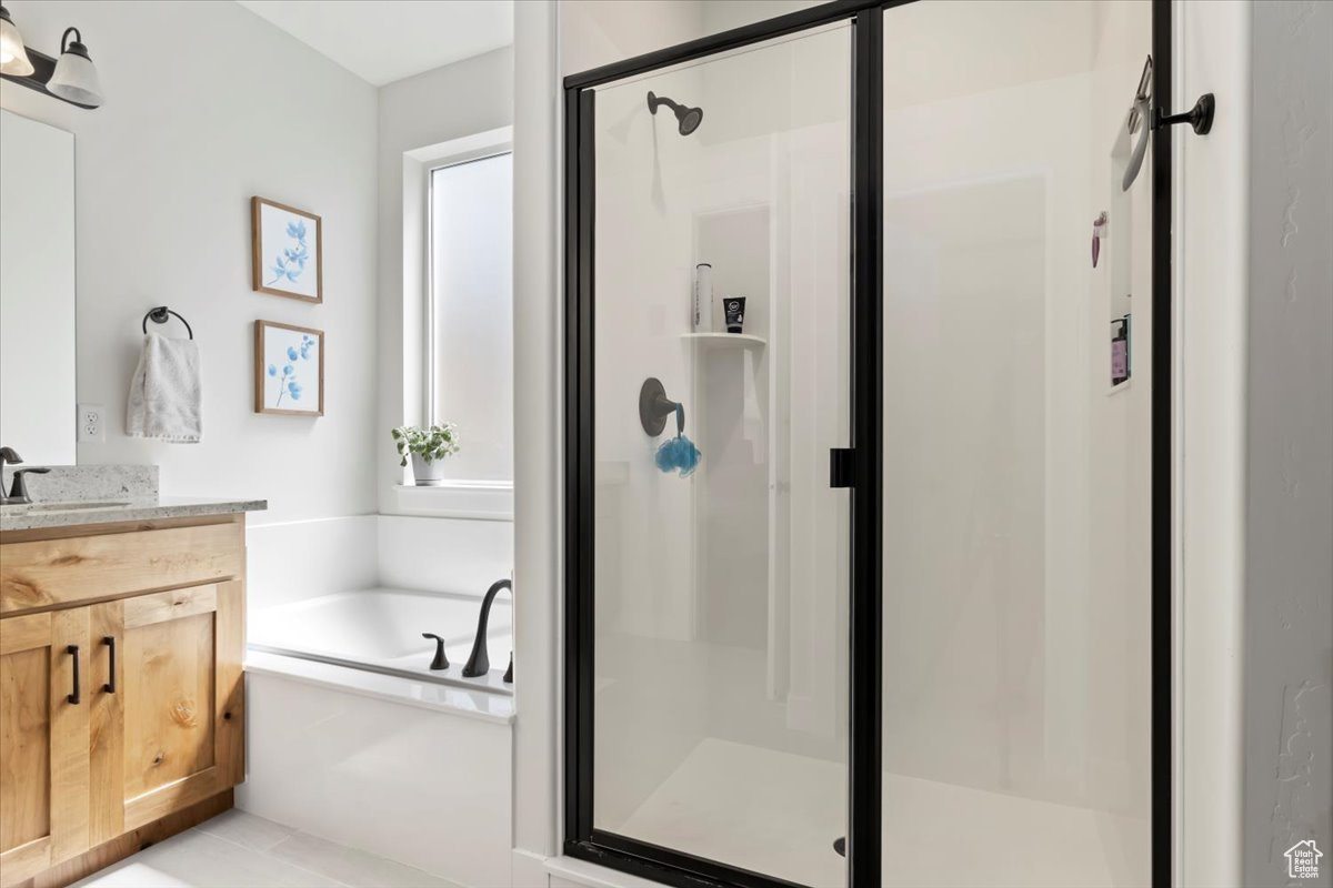 SEASONS ESTATES - Residential