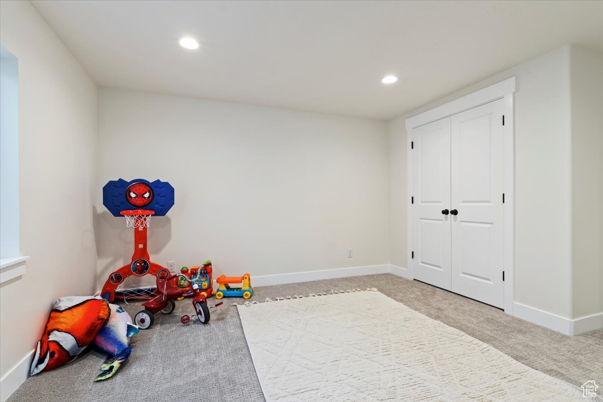 SEASONS ESTATES - Residential