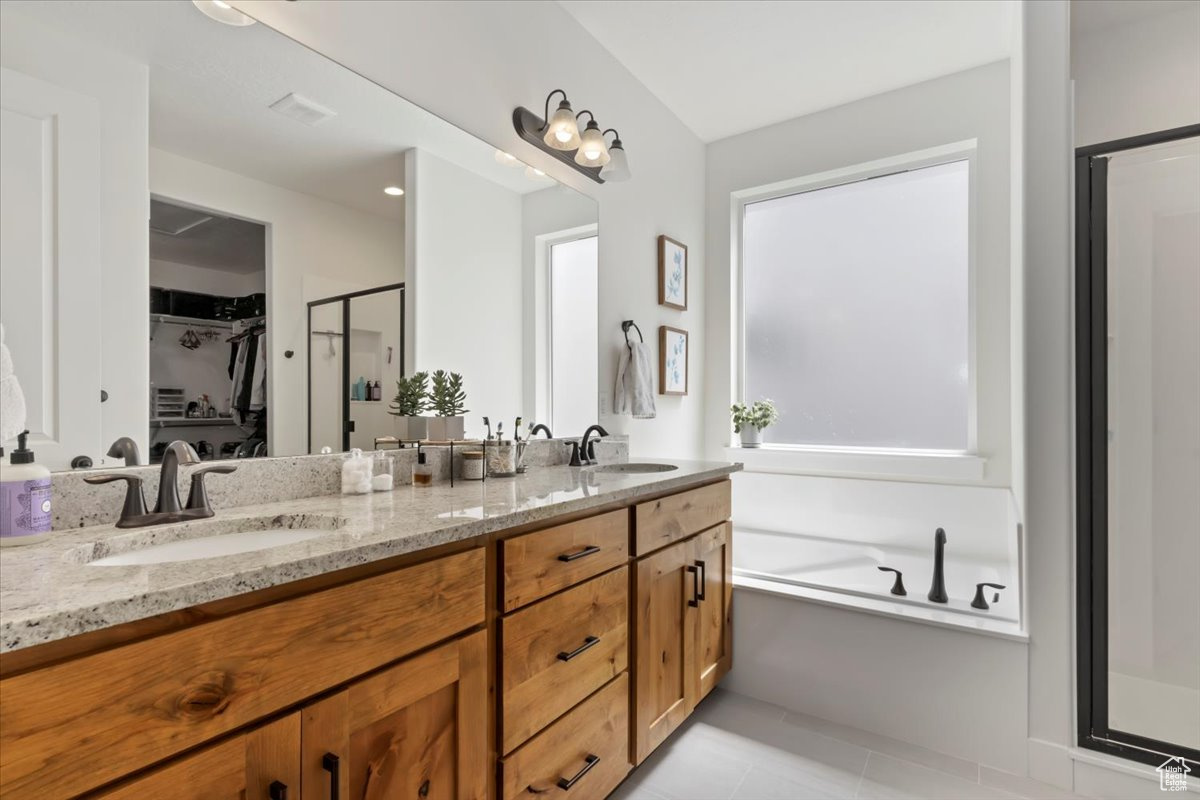 SEASONS ESTATES - Residential