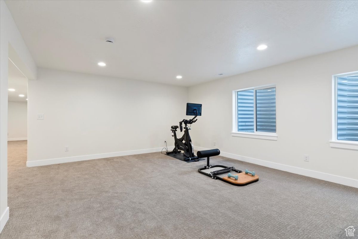 SEASONS ESTATES - Residential