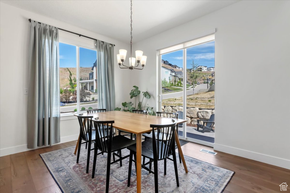 SEASONS ESTATES - Residential