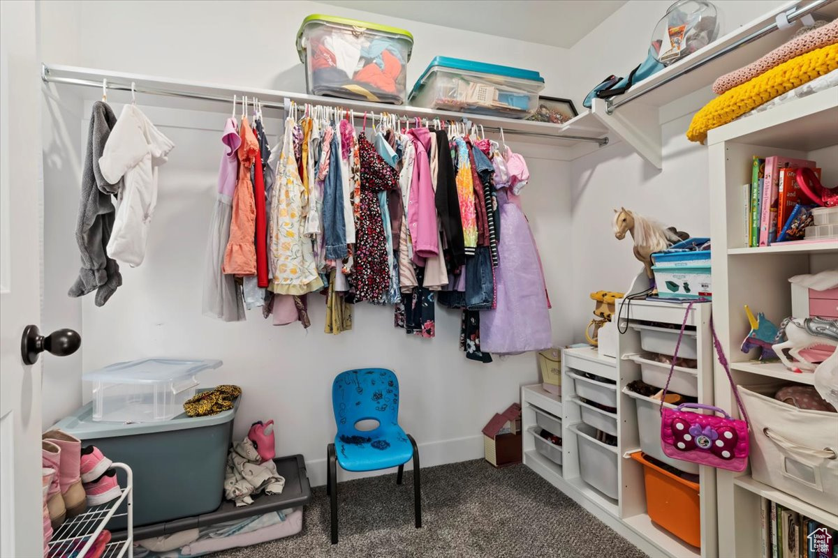 SEASONS ESTATES - Residential