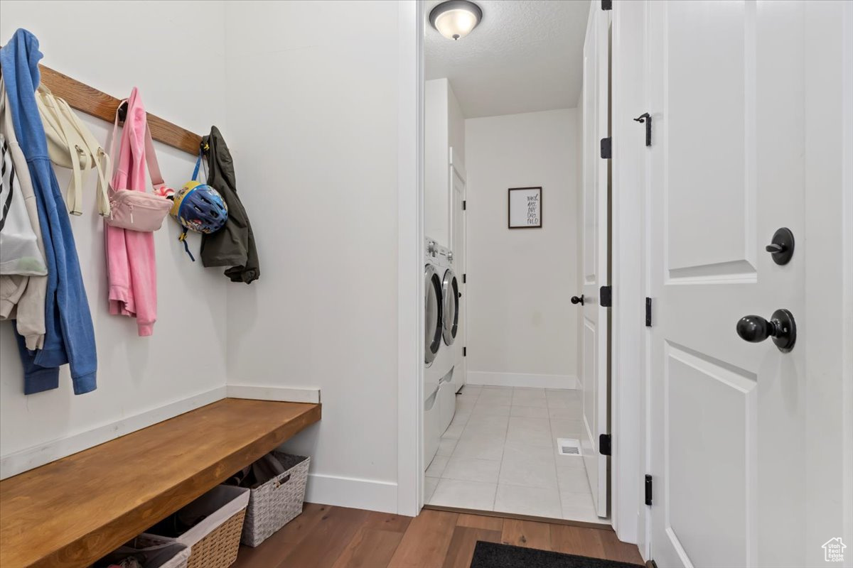 SEASONS ESTATES - Residential