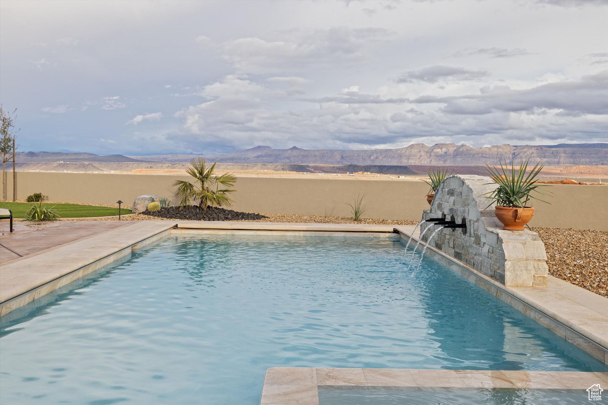 ESTATES AT SAND HOLLOW RESORT - Residential