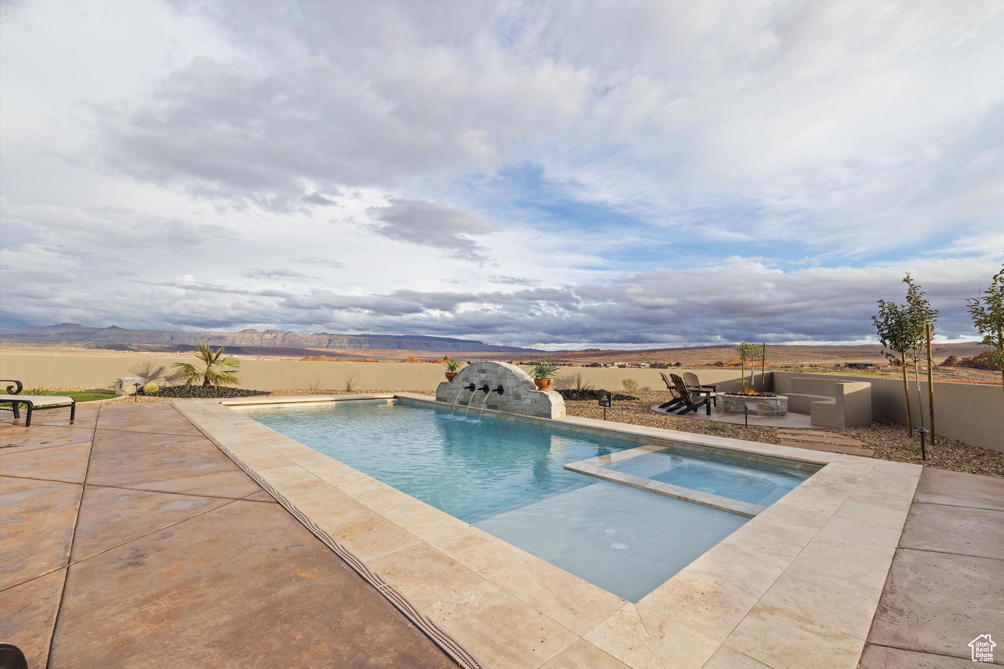 ESTATES AT SAND HOLLOW RESORT - Residential