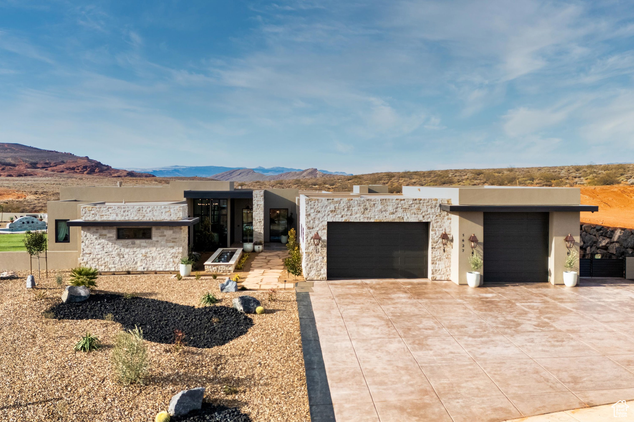 ESTATES AT SAND HOLLOW RESORT - Residential