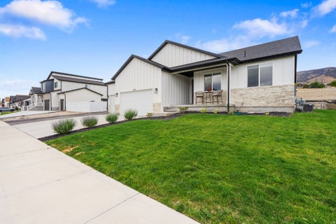 Tiny photo for 3577 S GARIBALDI WAY, Saratoga Springs, UT 84045 (MLS # 2180678)