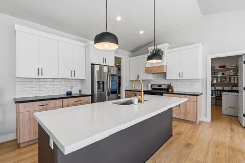 Tiny photo for 3577 S GARIBALDI WAY, Saratoga Springs, UT 84045 (MLS # 2180678)