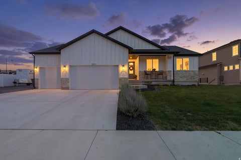 Photo of 3577 S GARIBALDI WAY, Saratoga Springs, UT 84045 (MLS # 2180678)