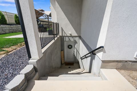 Tiny photo for 3577 S GARIBALDI WAY, Saratoga Springs, UT 84045 (MLS # 2180678)