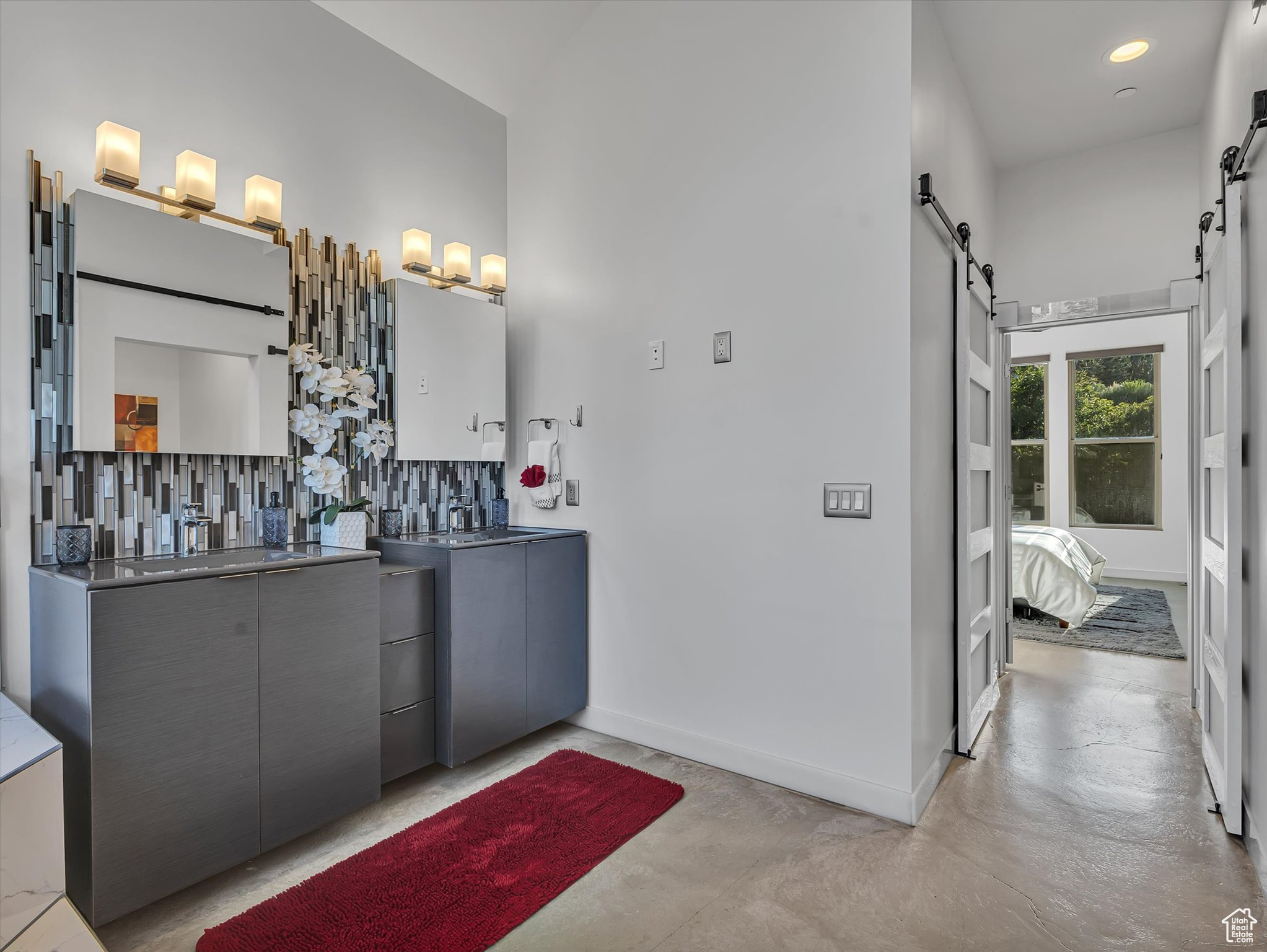 SUNCREST-THE POINTE - Residential