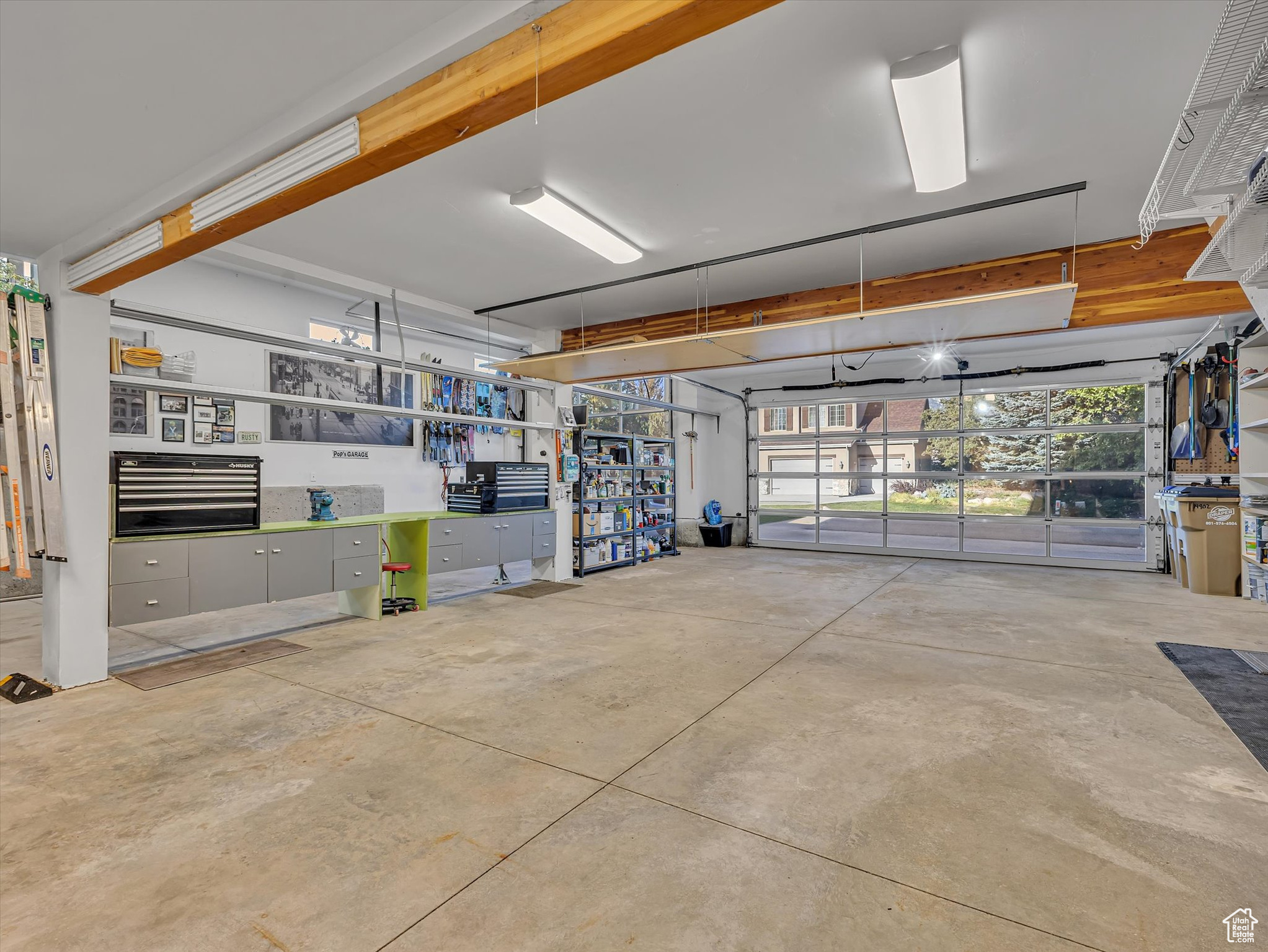 SUNCREST-THE POINTE - Residential