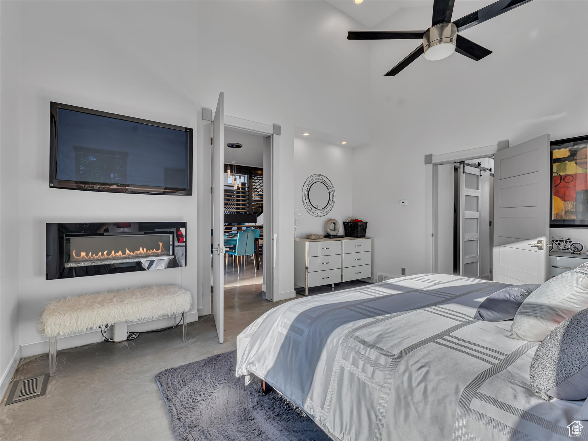 SUNCREST-THE POINTE - Residential