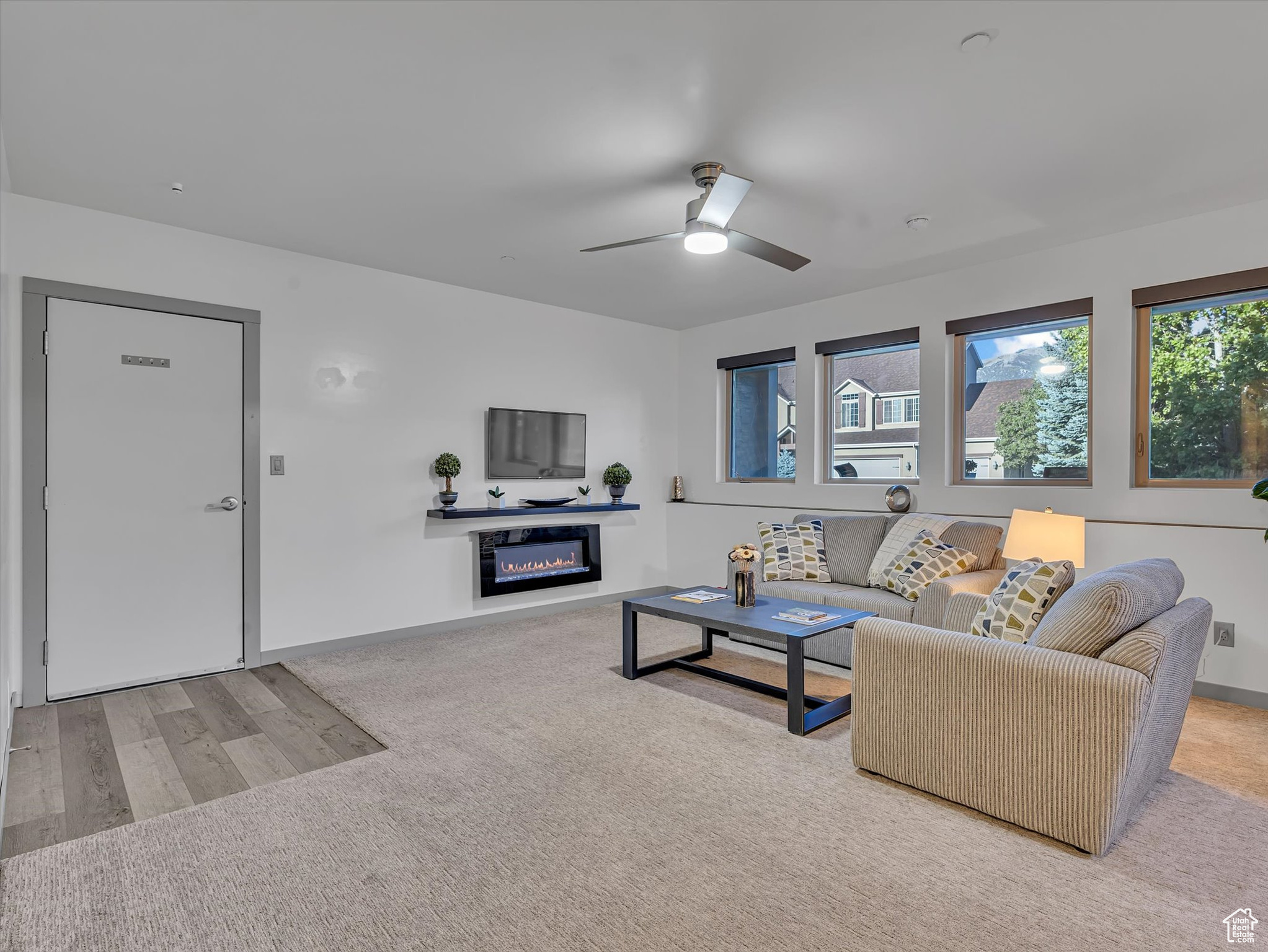 SUNCREST-THE POINTE - Residential