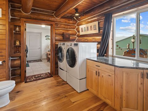 Tiny photo for 7768 E 1075 N, Huntsville, UT 84317 (MLS # 2119950)