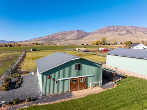 Tiny photo for 7768 E 1075 N, Huntsville, UT 84317 (MLS # 2119950)